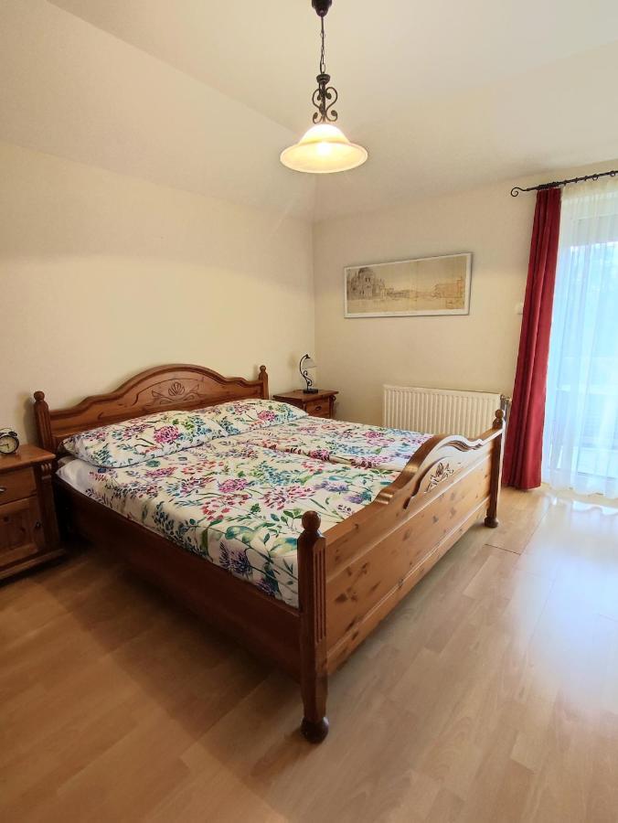 Arnyas Apartmanhaz Balatonlelle Εξωτερικό φωτογραφία