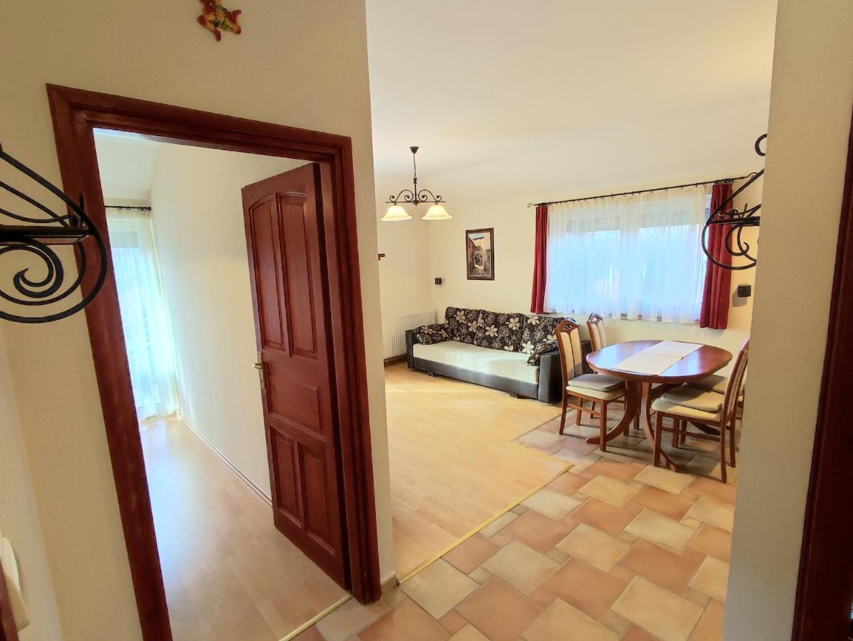 Arnyas Apartmanhaz Balatonlelle Εξωτερικό φωτογραφία