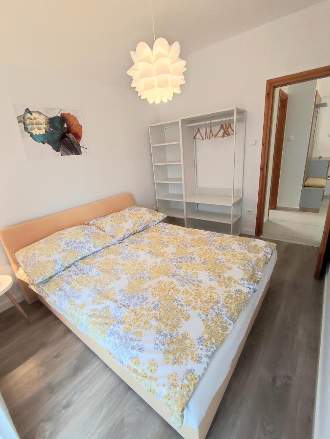 Arnyas Apartmanhaz Balatonlelle Εξωτερικό φωτογραφία